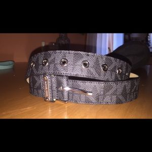 Michael Kors women’s belt